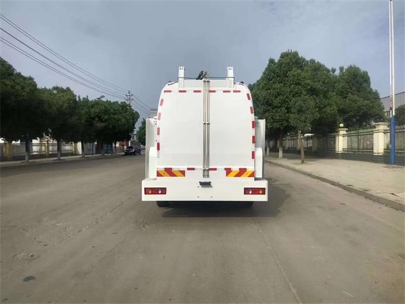 國六餐廚垃圾車新款價格