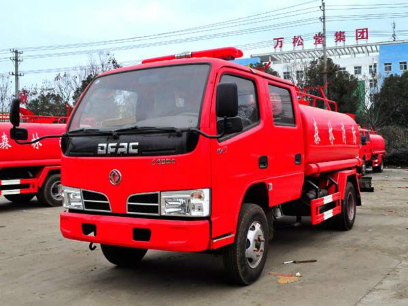 消防灑水車和普通噴灑車的區(qū)別