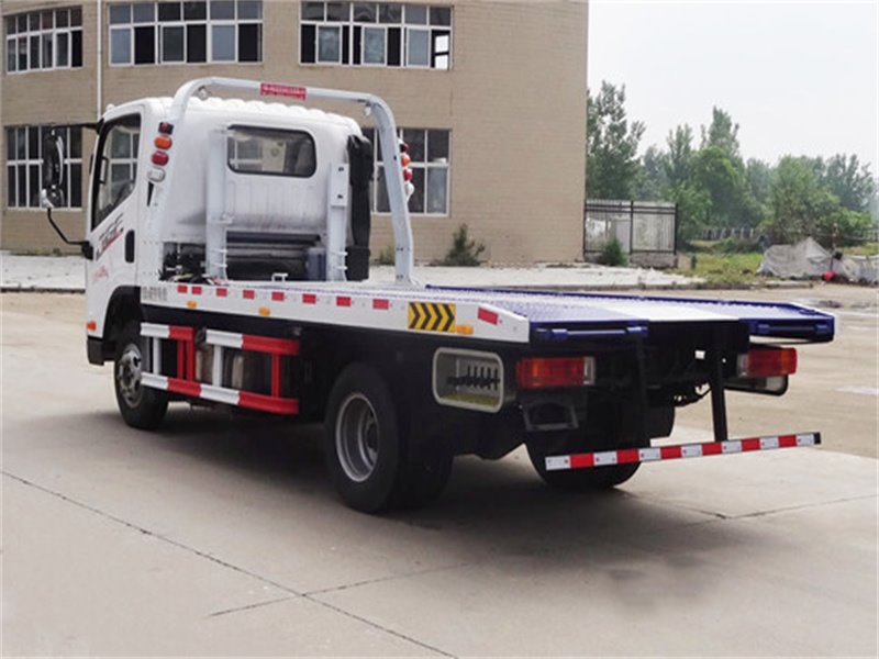 解放J6F藍(lán)牌一拖二平板清障車買的放心