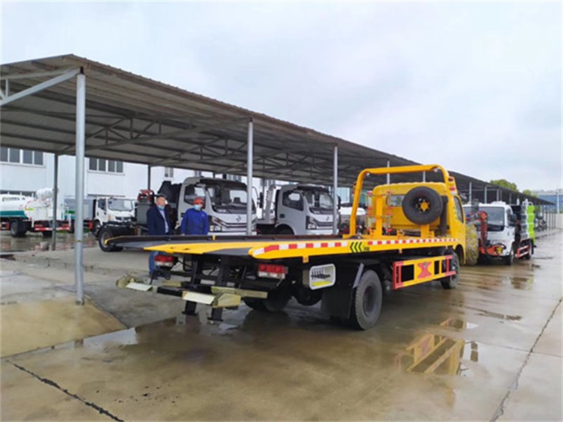 平板一拖二清障車(chē)東風(fēng)多利卡優(yōu)惠促銷(xiāo)