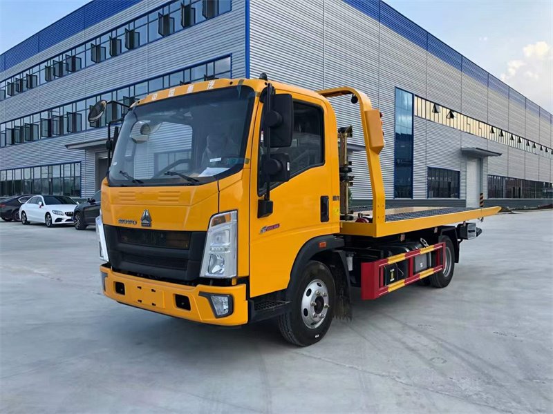 藍(lán)牌重汽豪沃國六一拖二清障車費(fèi)用低