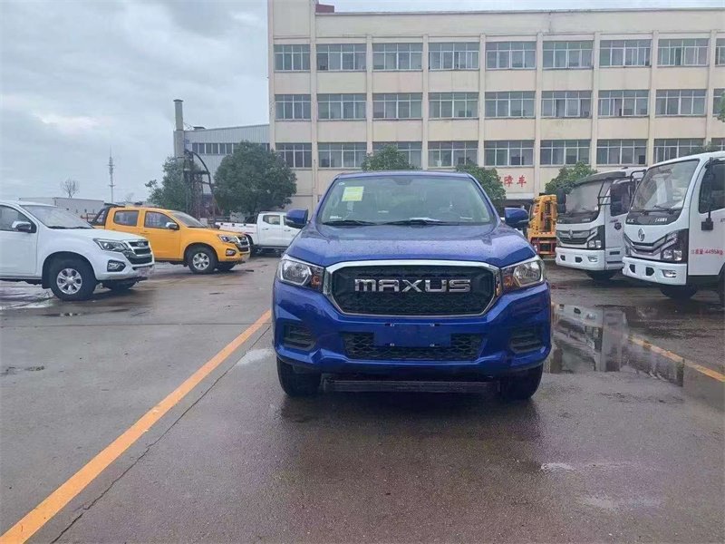 國六上汽大通T70手動四驅(qū)皮卡清障車全新配置