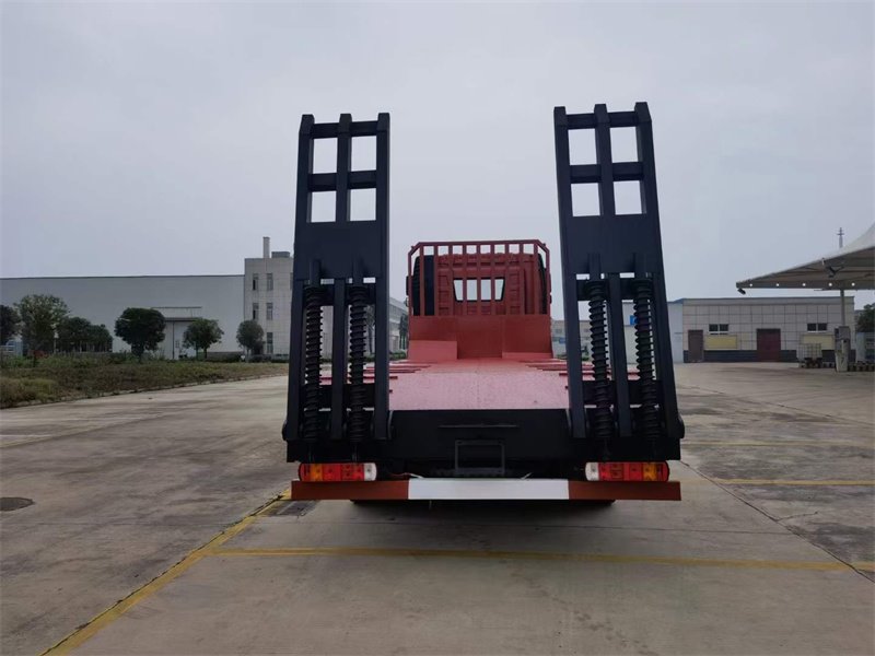 解放J6國六平板車大柴260馬力
