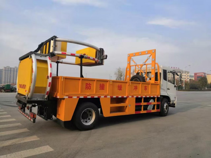 國六東風(fēng)天錦防撞緩沖車
