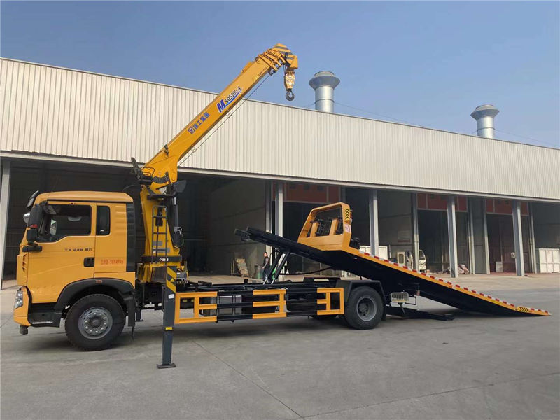 國六重汽豪沃TX單橋帶吊清障車