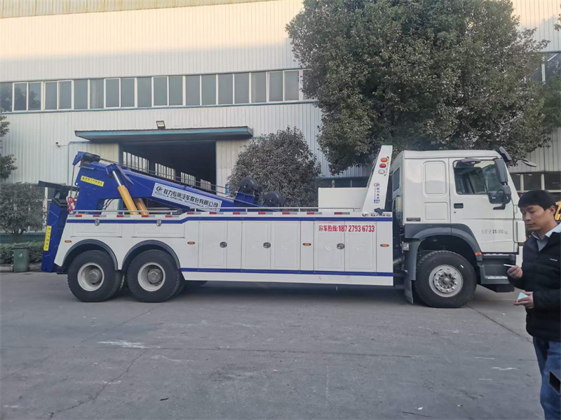 清障車廠家重磅推出國六重汽豪沃后雙橋拖吊連體救援車