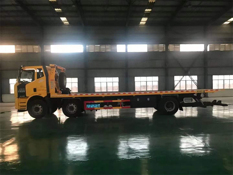 解放清障車現(xiàn)車出售2020款J6L半浮平頂排半駕駛室