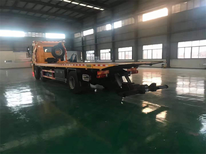 解放清障車現(xiàn)車出售2020款J6L半浮平頂排半駕駛室