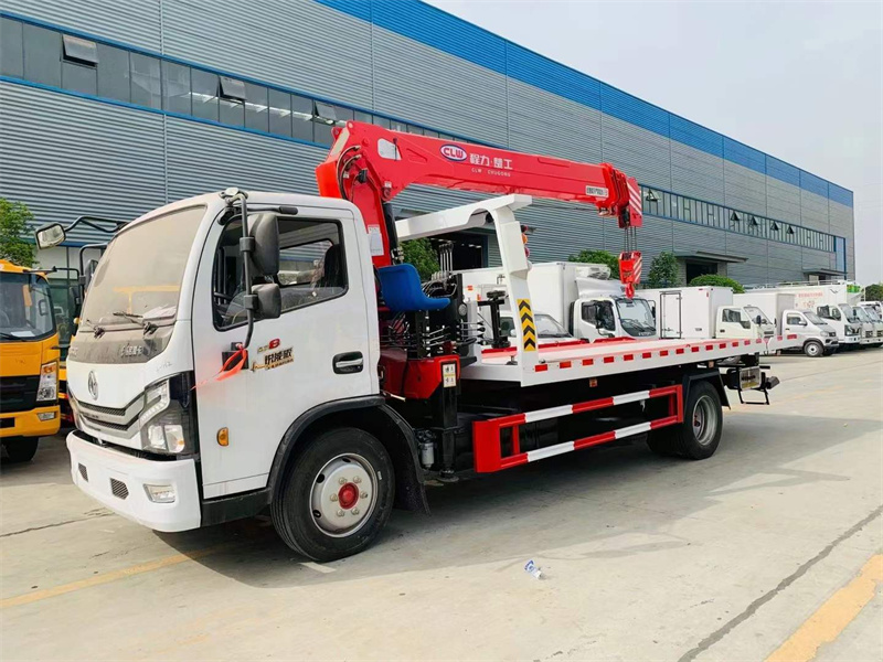 黃牌清障車帶吊國六東風(fēng)多利卡D8