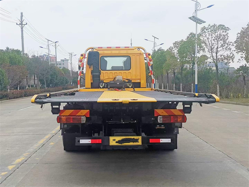一拖二帶吊清障車5700軸距
