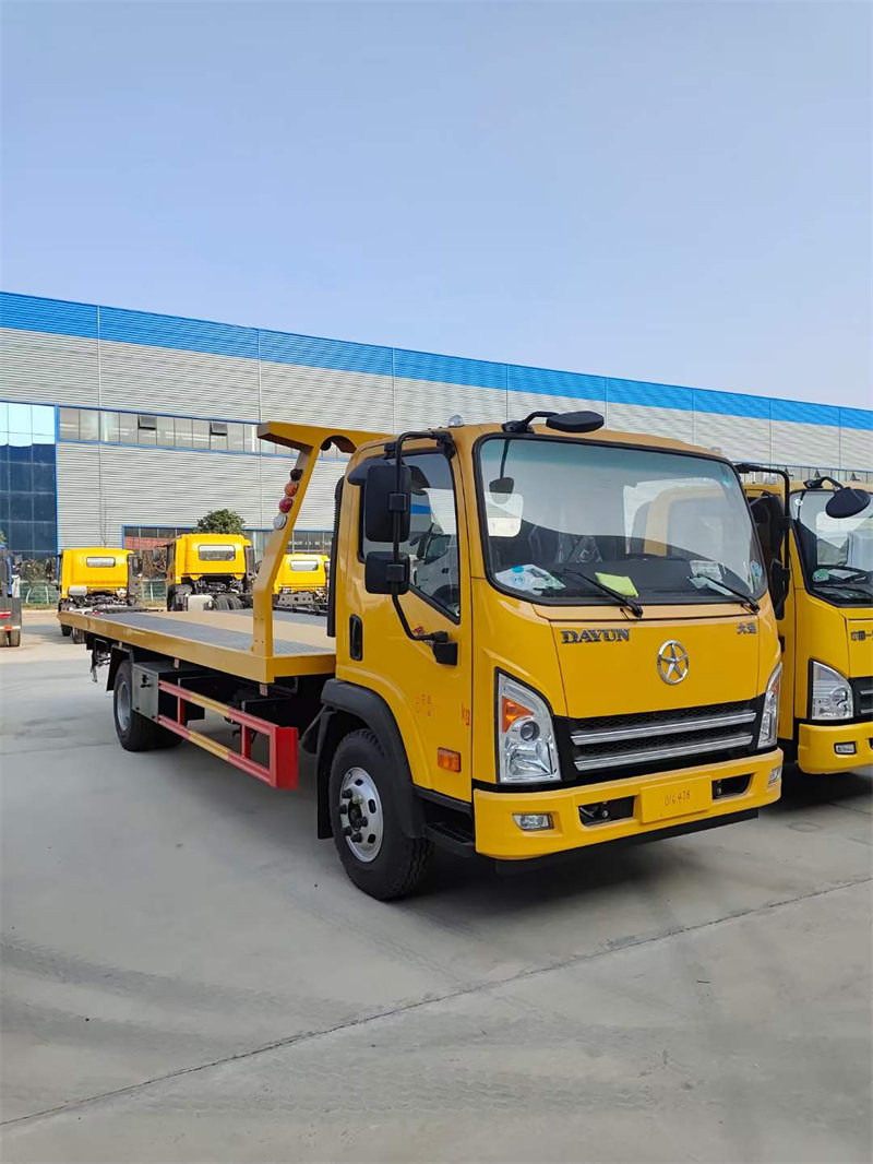 一拖二清障車黃牌大運(yùn)質(zhì)量可靠