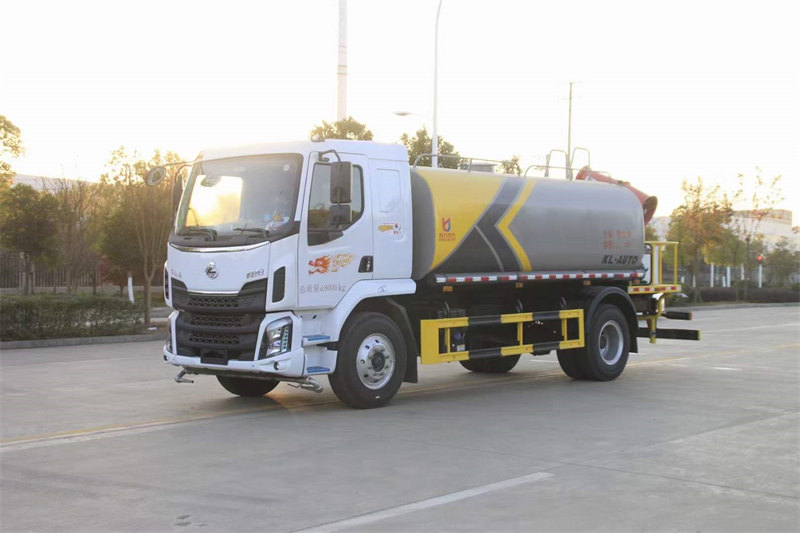 東風(fēng)柳汽M3?功多?能抑塵車現(xiàn)車