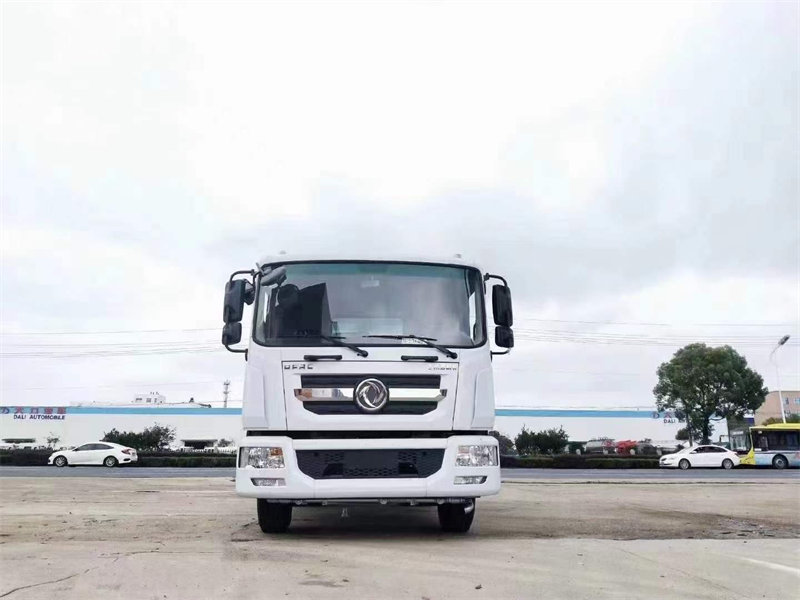 15方東風(fēng)D9灑水車多少錢