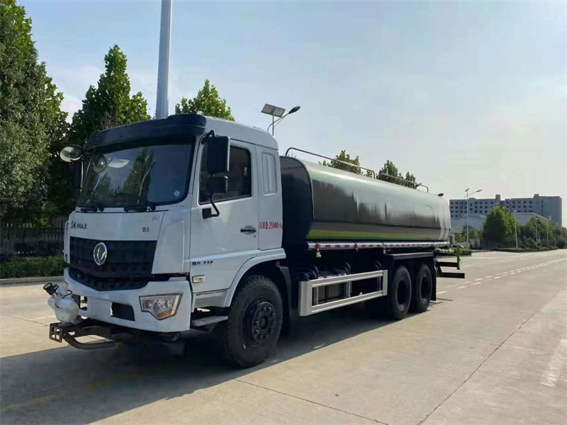 東風灑水車周末優(yōu)惠價