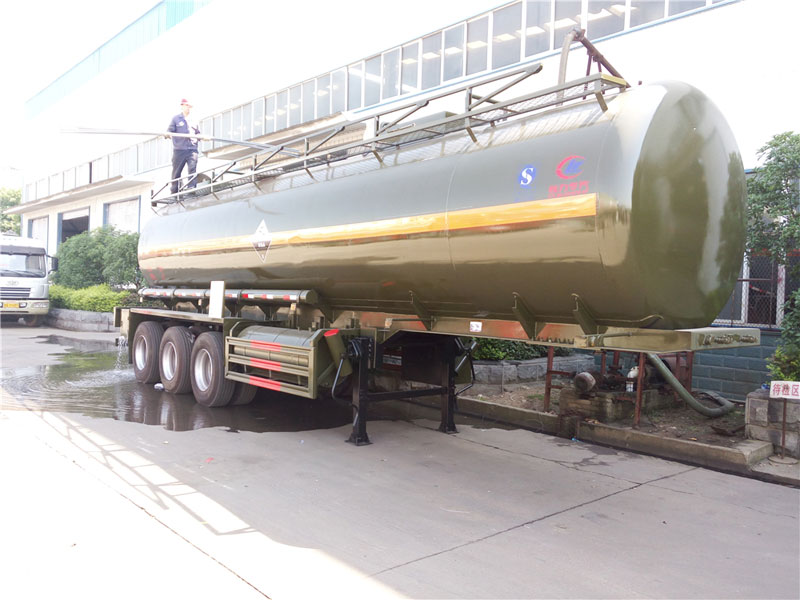 氫氟酸運(yùn)輸車