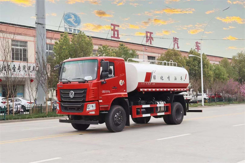 東風(fēng)四驅(qū)灑水車性價高