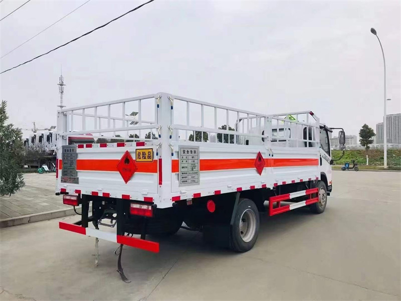 氣瓶運(yùn)輸車(chē)價(jià)格大約多少