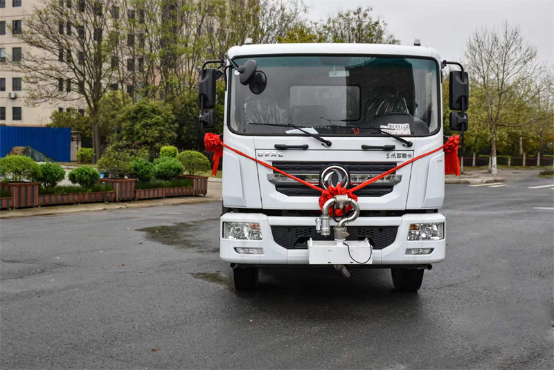 東風(fēng)12方抑塵車軸距3950