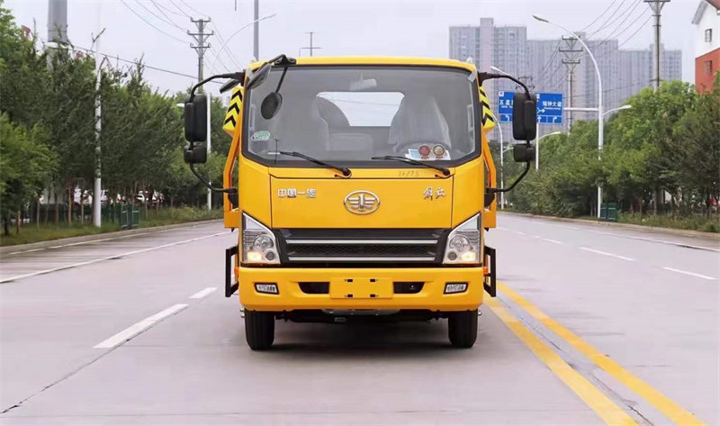 解放虎V清障車藍(lán)牌價格親民