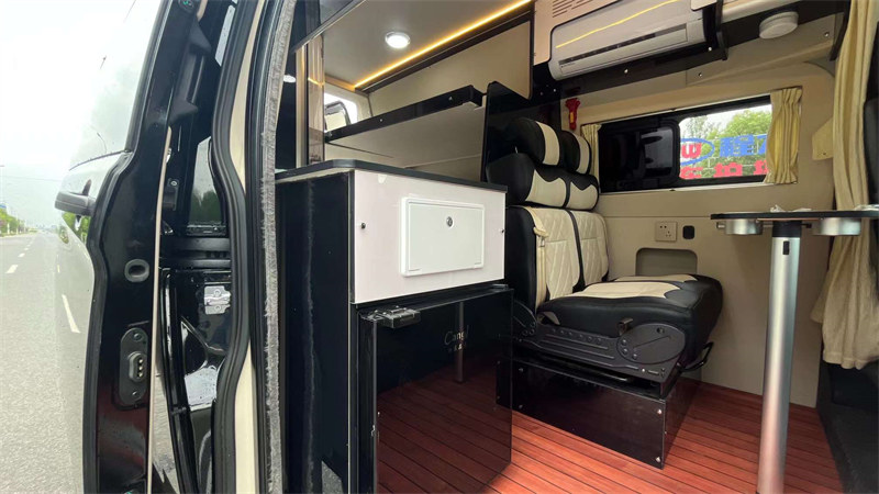 福特中軸中頂房車性價高