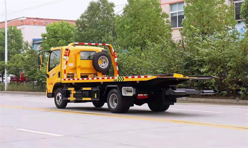 解放一拖二清障車現車報價