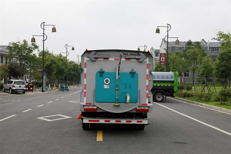 多利卡國六8方洗掃車3800軸距