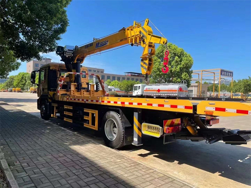 豪沃清障車帶徐工吊機性價高