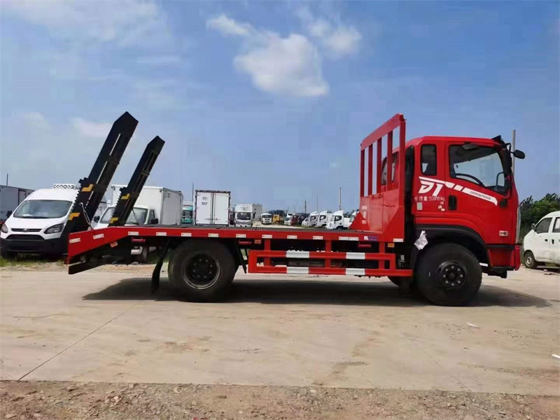東風(fēng)專底平板運(yùn)輸車回本快