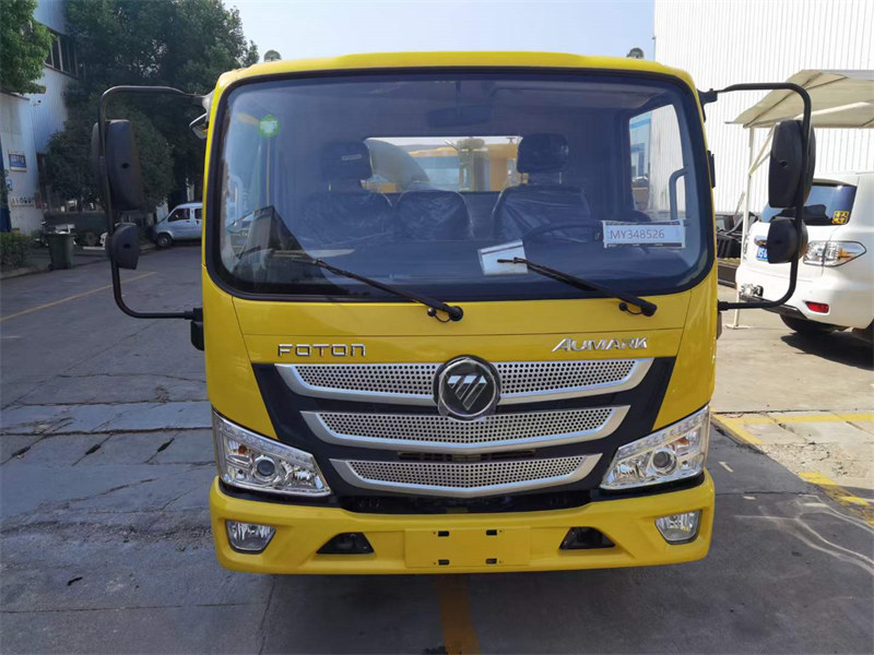 老規(guī)藍牌清障車現(xiàn)車