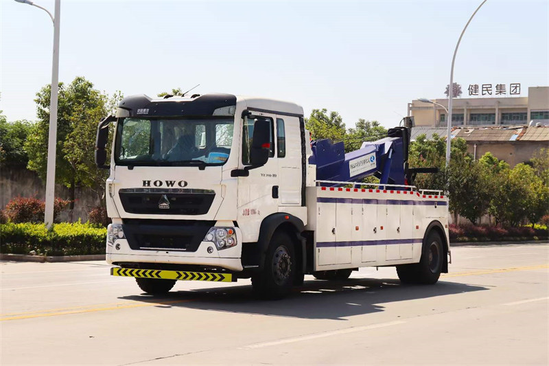 重汽豪沃清障車現(xiàn)車免征