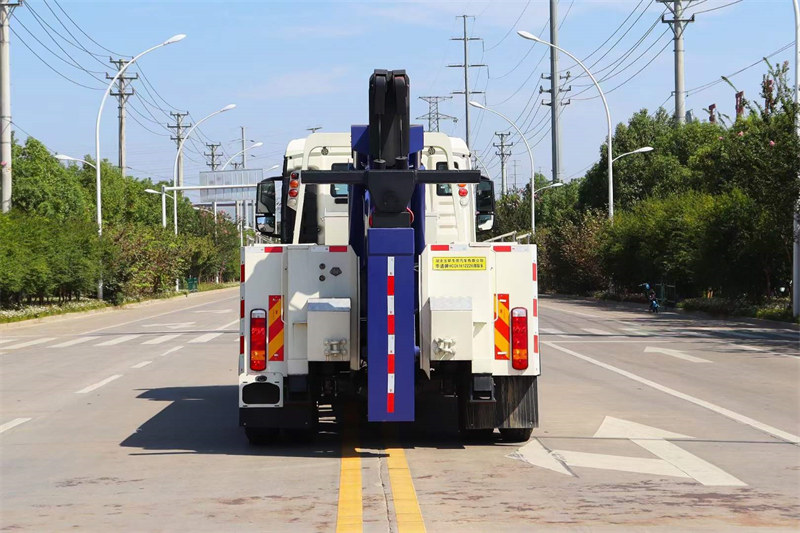 重汽豪沃清障車現(xiàn)車免征