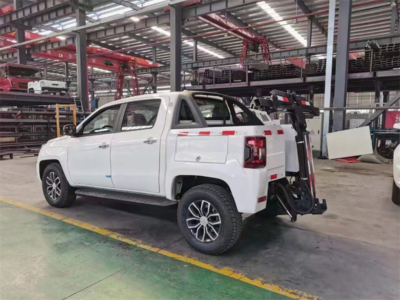江鈴皮卡拖車可進(jìn)地下車庫