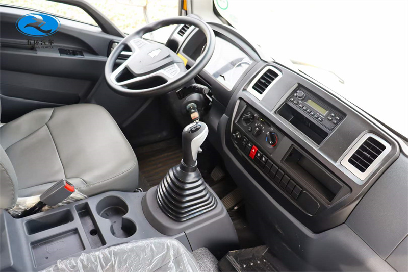 重汽豪曼清障車帶吊機(jī)活動價