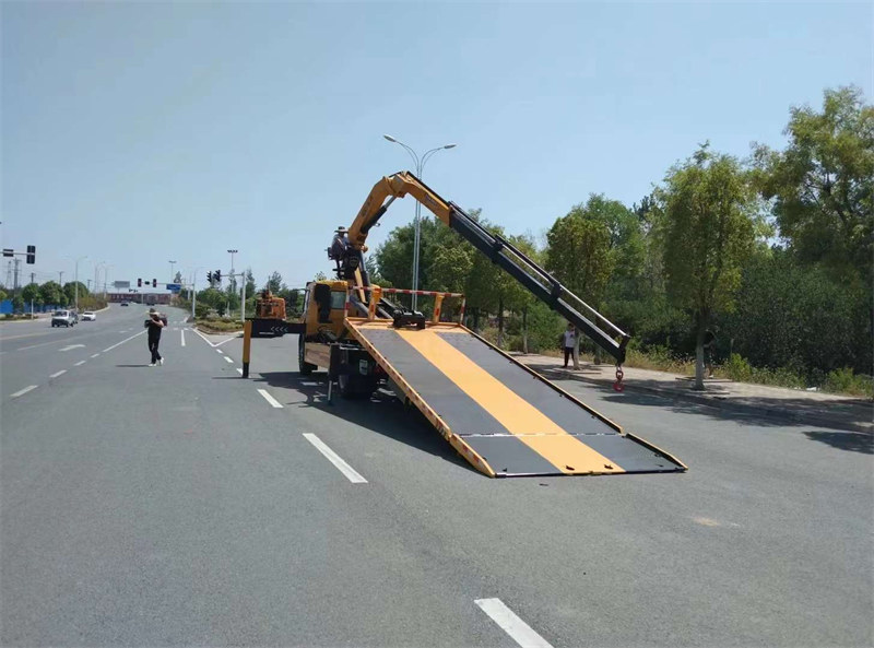 解放龍V折臂吊清障車(chē)國(guó)慶特價(jià)