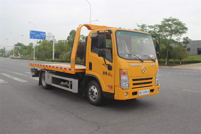 成都大運(yùn)新規(guī)清障車(chē)不限行