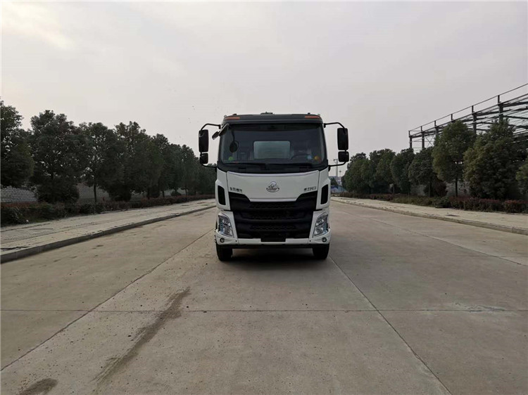 柳汽乘龍國(guó)六12方吸污車