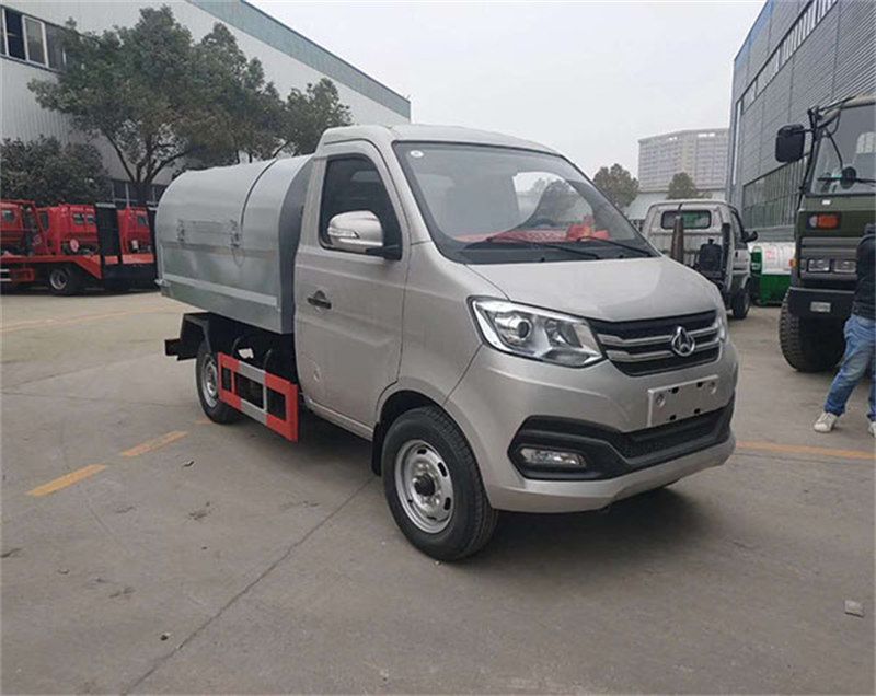 國六長安密封式垃圾車周末優(yōu)惠價