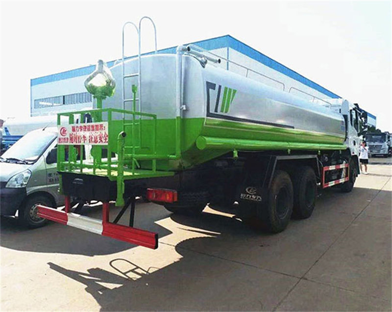 大噸位環(huán)衛(wèi)灑水車哪兒有賣