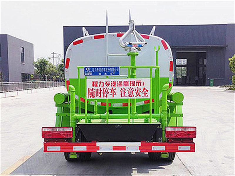 駿鈴5噸綠化噴灑車熱賣
