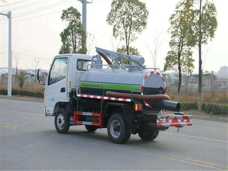 藍牌2方吸糞車凱馬2023年報價