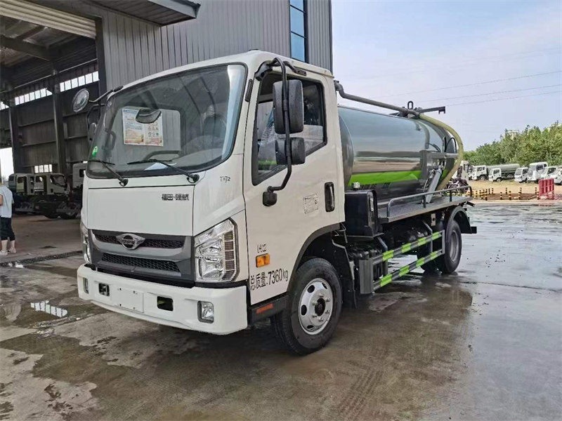 程力福田領(lǐng)航吸污車生產(chǎn)廠家地址