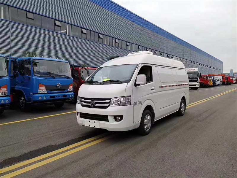 福田G7疫苗冷藏車發(fā)車