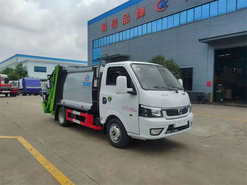 國六途逸藍(lán)牌壓縮式垃圾車可上戶