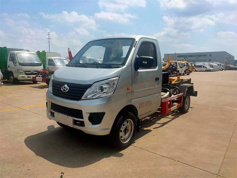 國(guó)六勾臂垃圾車生產(chǎn)改裝廠