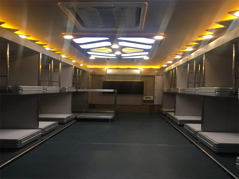 汕德卡宿營車價(jià)格便宜