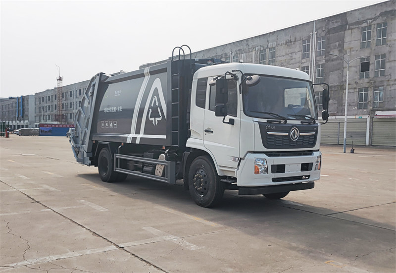 18立方東風(fēng)壓縮垃圾車已發(fā)車