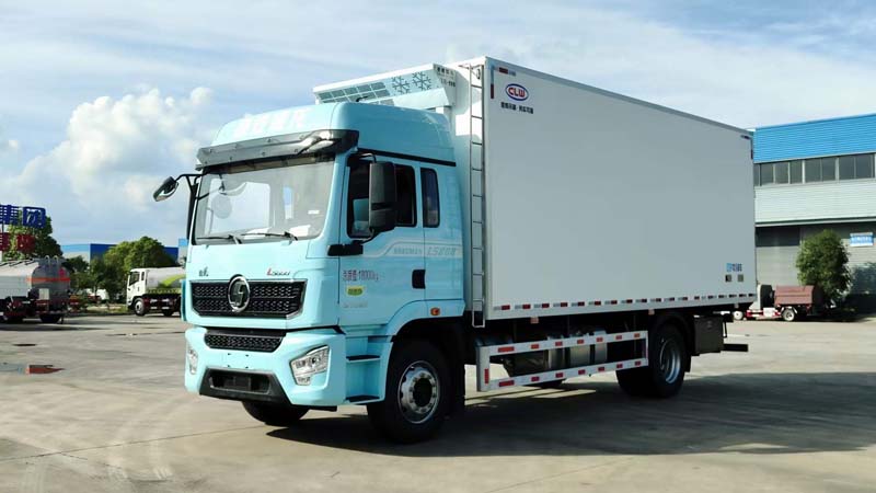 6米8冷藏車(chē)配置及圖片