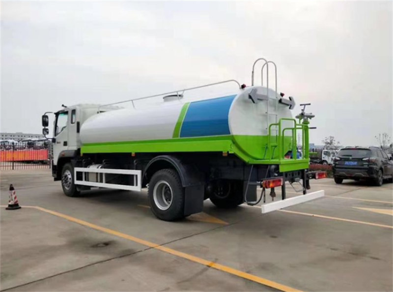 15方福田瑞沃灑水車(chē)批量采購(gòu)