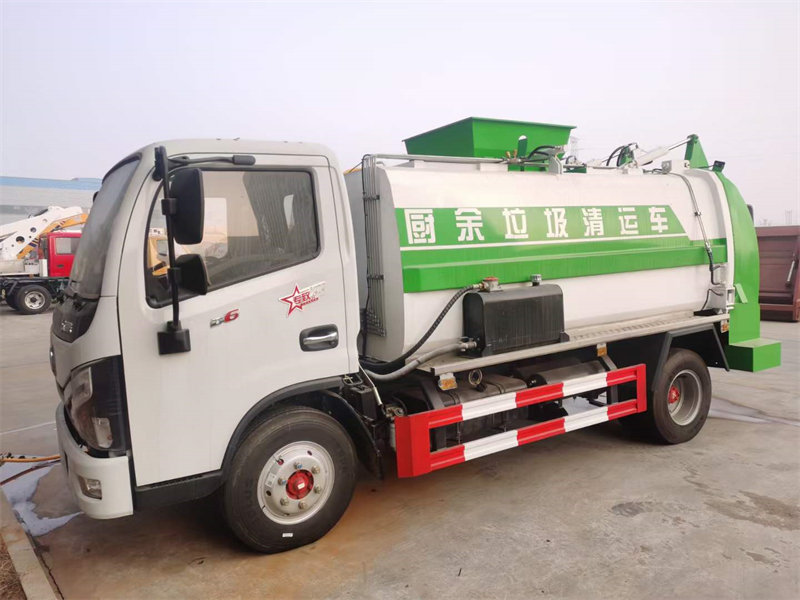 5噸餐廚垃圾車(chē)小多利卡報(bào)價(jià)