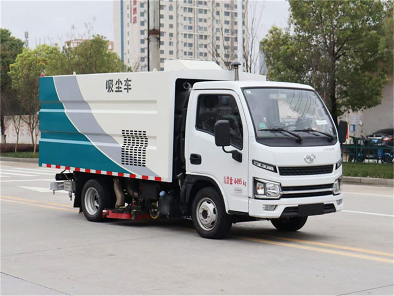 國六躍進(jìn)吸塵車新車制作完成準(zhǔn)備出廠